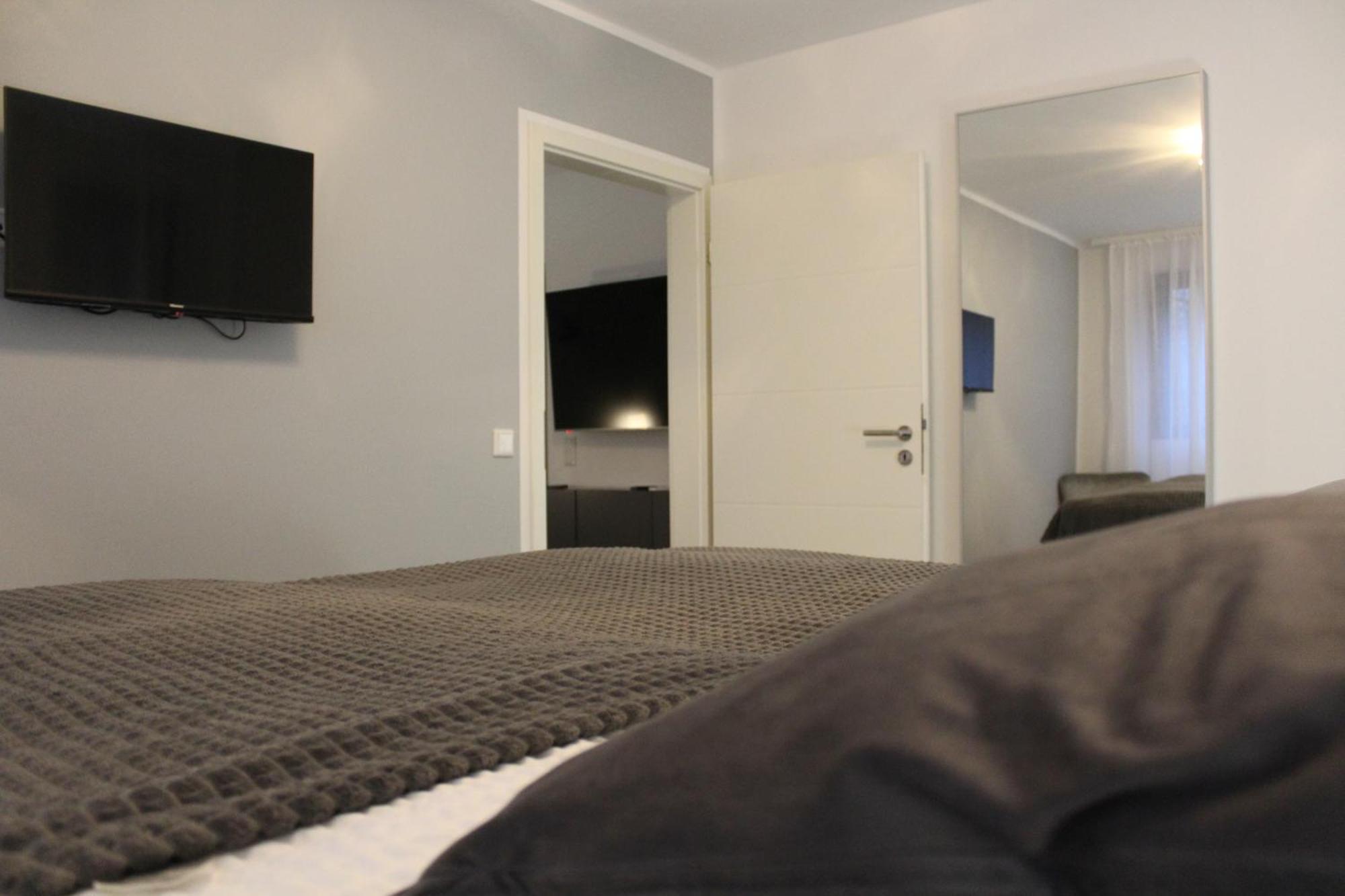 Smartapart - Design - Favorite Place - Full Equipment - Public Transport Apartment