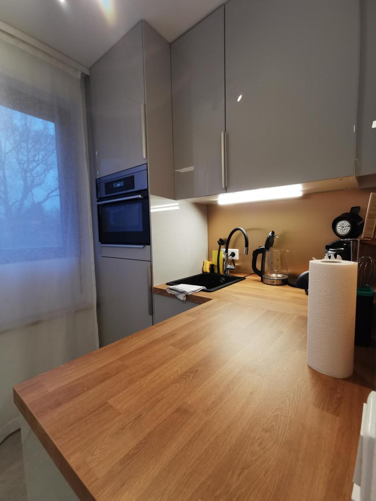 Smartapart - Design - Favorite Place - Full Equipment - Public Transport Apartment *