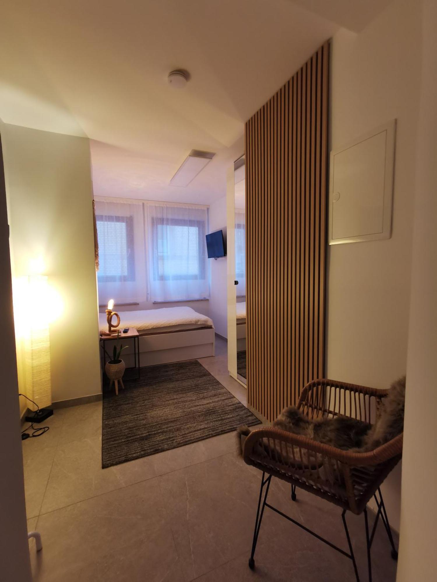 Smartapart - Design - Favorite Place - Full Equipment - Public Transport Apartment *